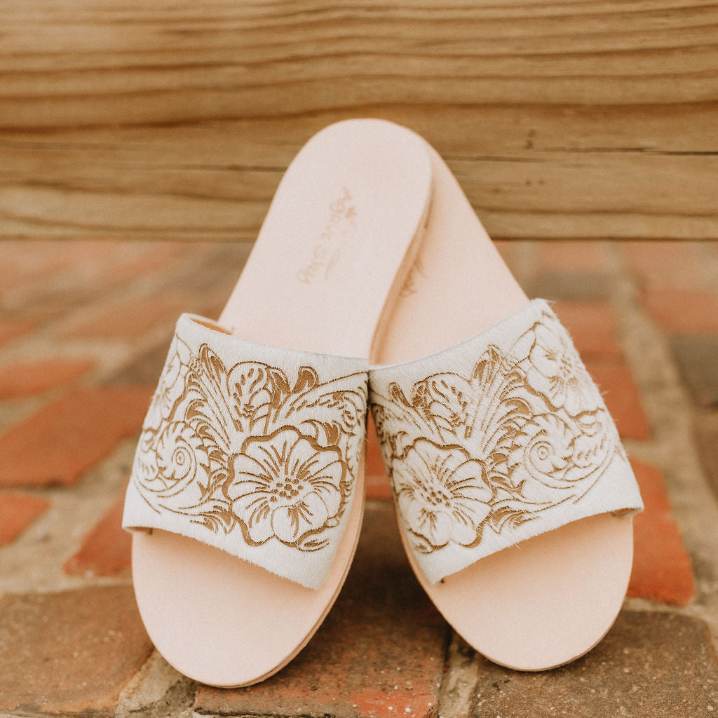 Nadia Fire Floral Slides