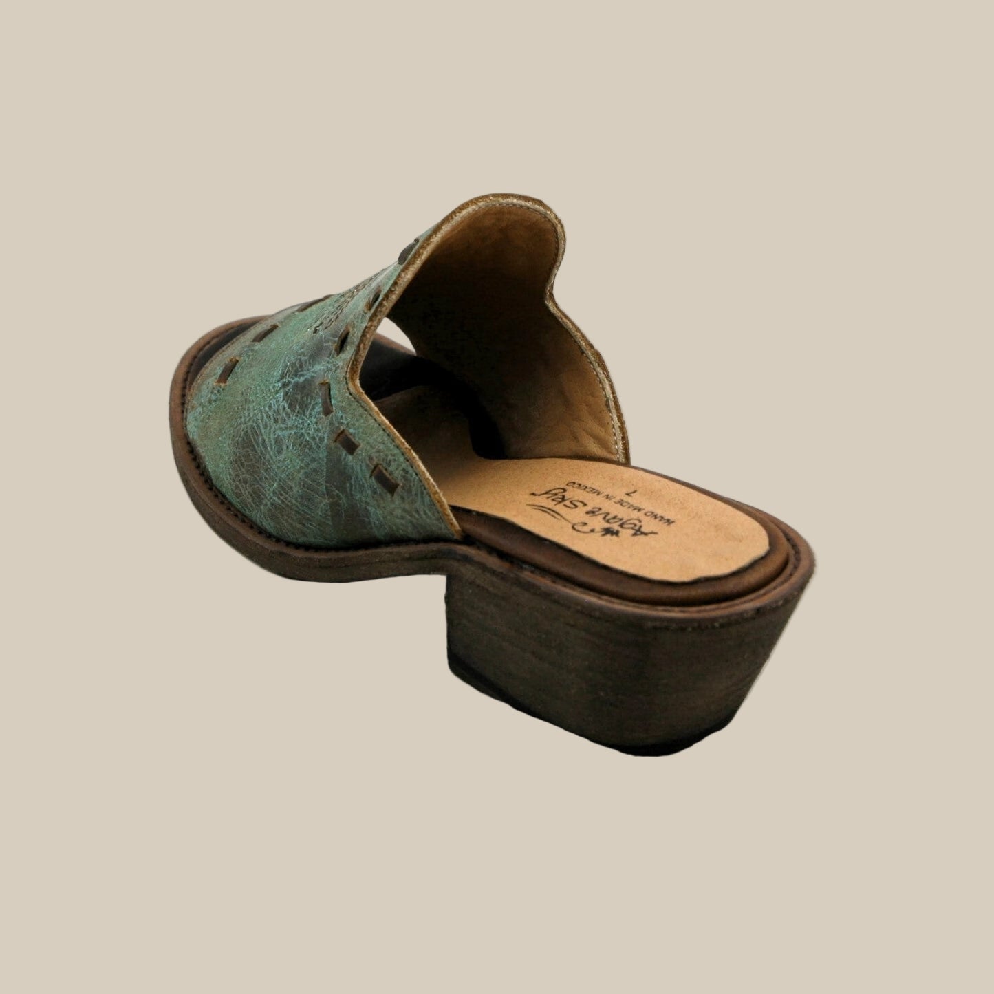 Emma Sandal