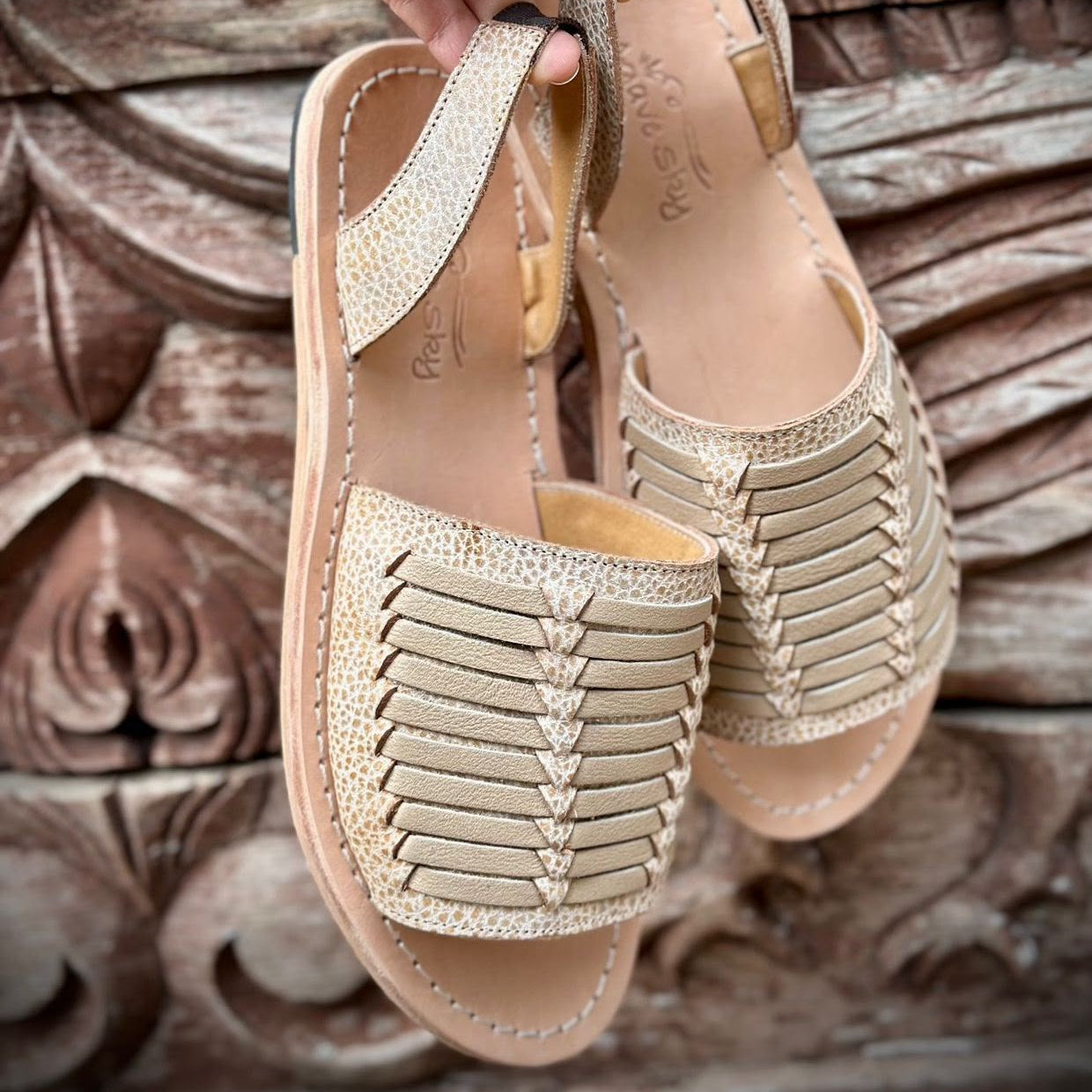 Nova Sandal
