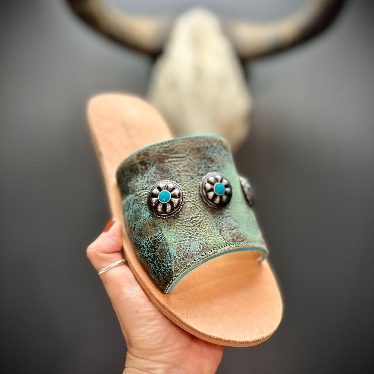Nadia Concho Slides - 2 colors