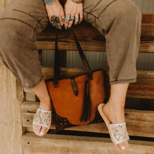 Nadia Fire Floral Slides