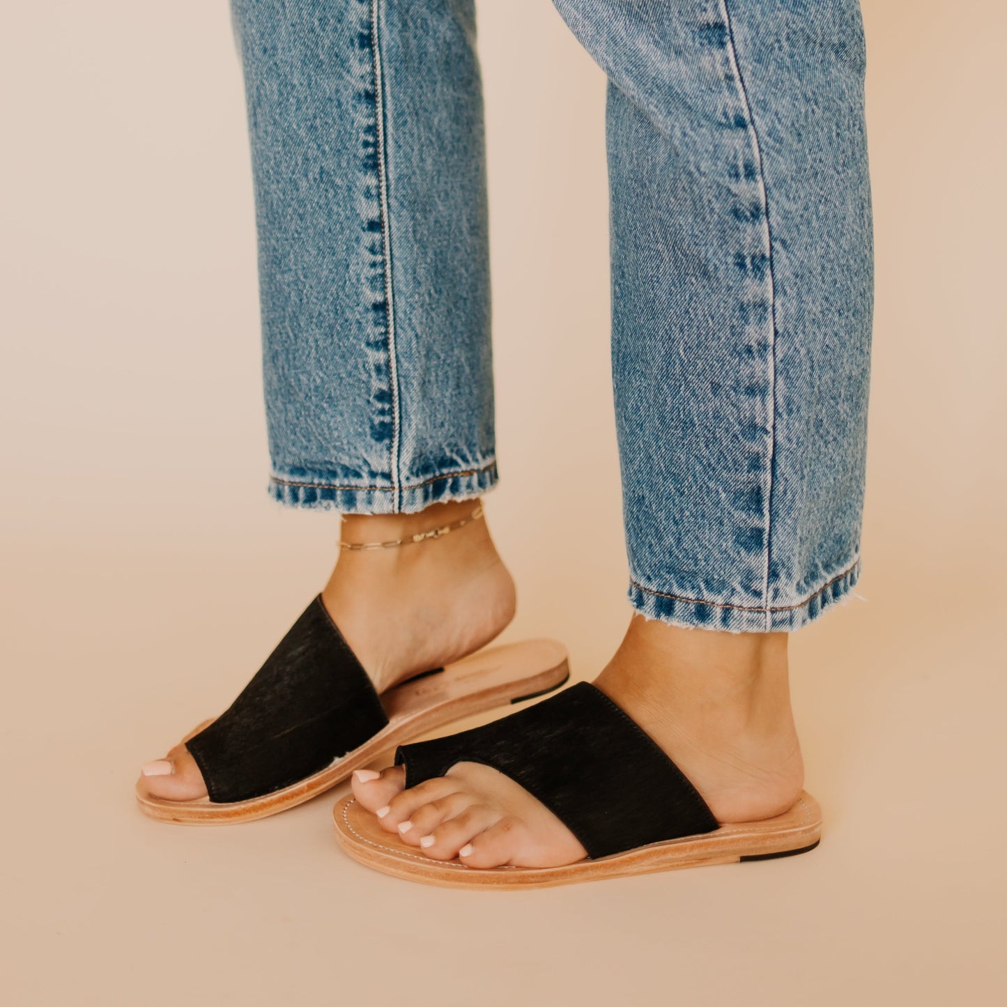 Tanya Cowhide Slides Black