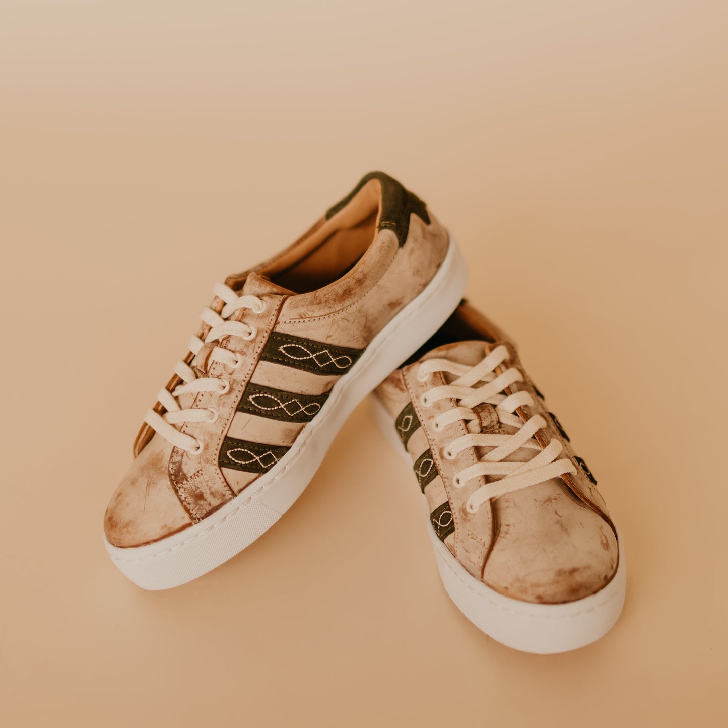Sheridan Game Day Tennis Shoe Olive