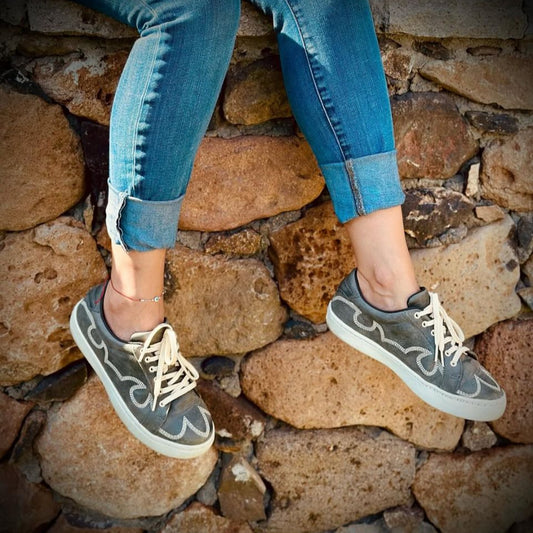 Skye Tennis Blue Deer